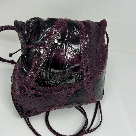 Carlos Falchi for Target Butterfly Purple Grape Python Embossed Crossbody Bag - Picture 6 of 10